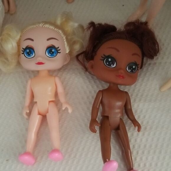 Vintage Assorted Barbie Doll and more Collection - Picture 9 of 9